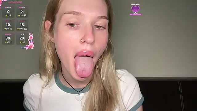 crazysuckks online show from 04/23/26, 08:43