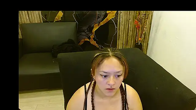 emily16092020 online show from 05/26/26, 02:04