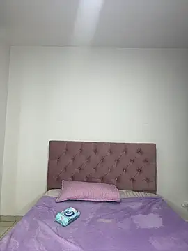 Snapshot of Violetta_cutess chatting on 04/22/26, 11:39 Violetta cutess online show from 04/22/26, 11:39