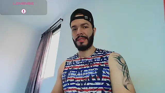 Snapshot of tommel_bailey chatting on 05/17/26, 12:49 tommel bailey online show from 05/17/26, 12:49