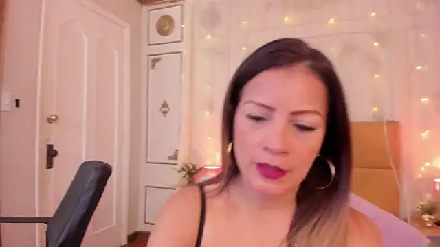 cris milk online show from 07/17/26, 07:33