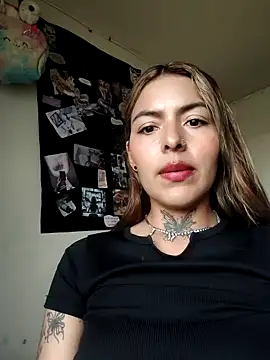 evafuckasd online show from 04/24/26, 06:21