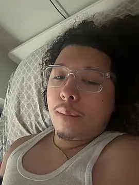 luv chino online show from 05/25/26, 02:05