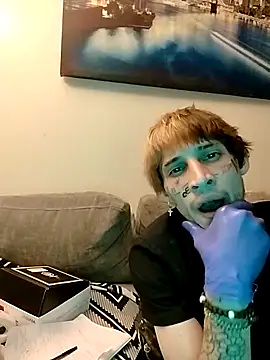 CamsWRLD online show from 04/21/26, 09:16