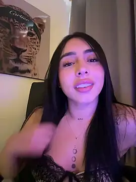 Snapshot of IsabellaNoir_ chatting on 06/10/26, 10:11 IsabellaNoir online show from 06/10/26, 10:11