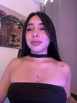 IsabellaNoir  online show from 05/27/26, 08:16
