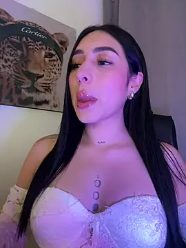 IsabellaNoir  online show from 05/14/26, 10:07