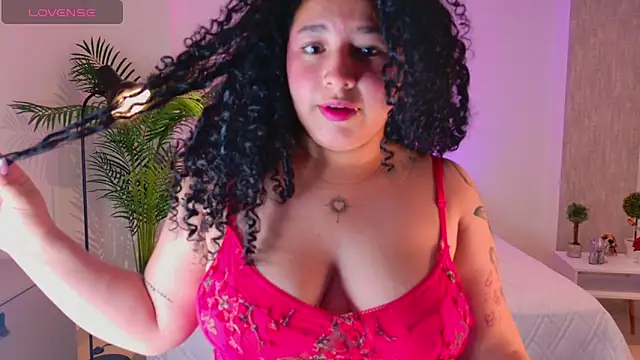 ChristinaMilian  online show from 04/23/26, 12:29