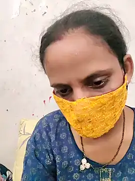 Snapshot of Cutie_Neetu chatting on 06/12/26, 06:27 Cutie Neetu online show from 06/12/26, 06:27