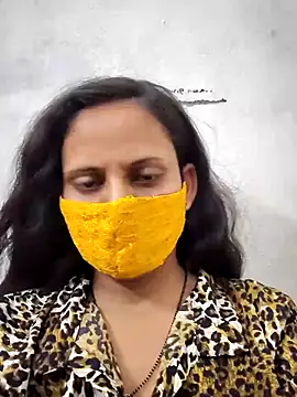 Snapshot of Cutie_Neetu chatting on 05/12/26, 05:41 Cutie Neetu online show from 05/12/26, 05:41