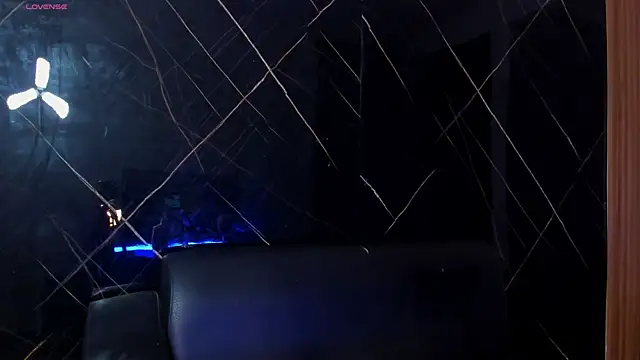  IanLark online show from 06/04/26, 10:47