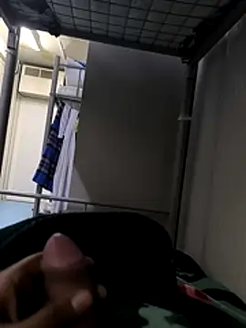 Hotmen84050 online show from 05/04/26, 04:54
