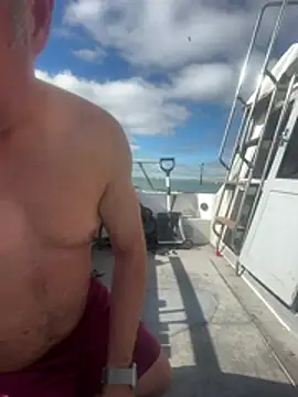 dadbod21 online show from 07/04/26, 08:10