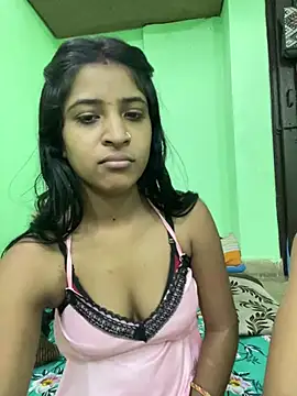 hot-couple-0 online show from 05/31/26, 06:09