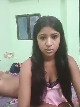 hot-couple-0 online show from 05/22/26, 08:34