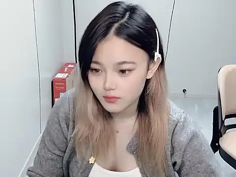 X8xx online show from 04/21/26, 08:43