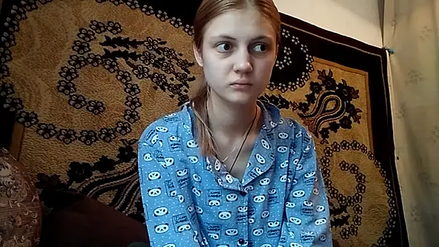 LunaLaday online show from 05/27/26, 02:30