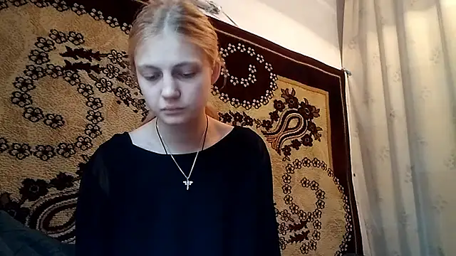 LunaLaday online show from 05/21/26, 02:20