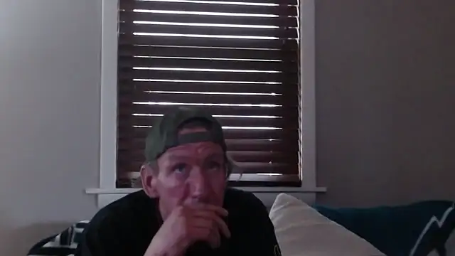 studlyhardwoodd online show from 04/25/26, 03:42