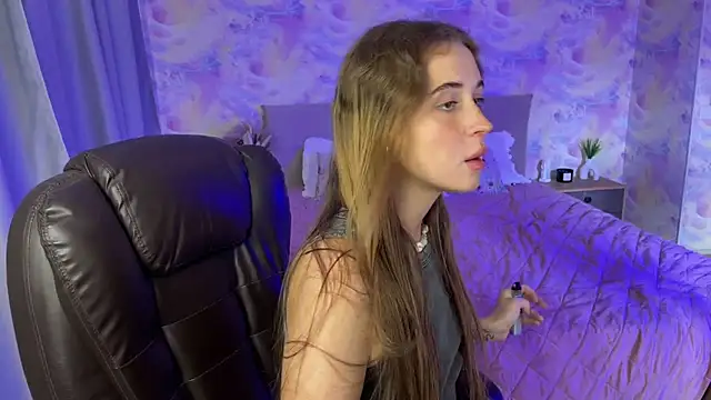 Tiana Belle online show from 06/26/26, 01:33