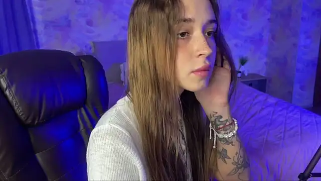Tiana Belle online show from 05/22/26, 01:14