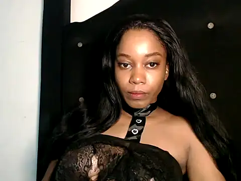 Enchantriss online show from 10/25/25, 08:31