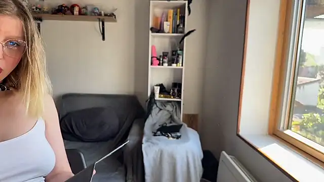 GoddessTeti online show from 04/21/26, 03:40