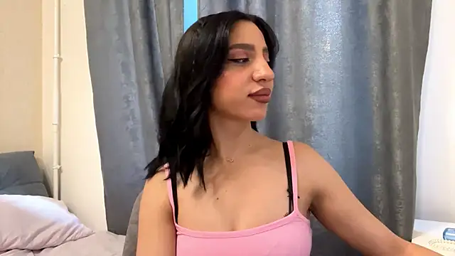 AngellaBarbini online show from 06/11/26, 01:08