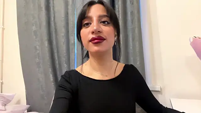 AngellaBarbini online show from 06/28/26, 02:34
