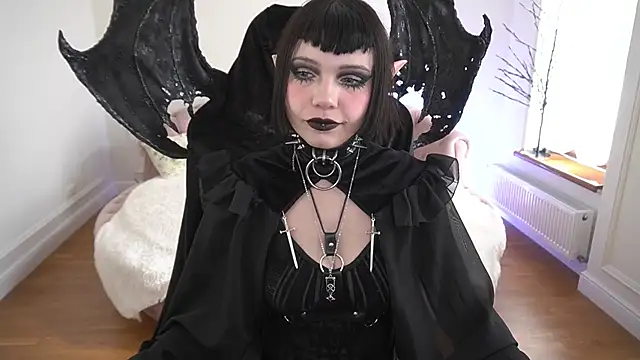 OutfitObsession online show from 05/01/26, 01:38