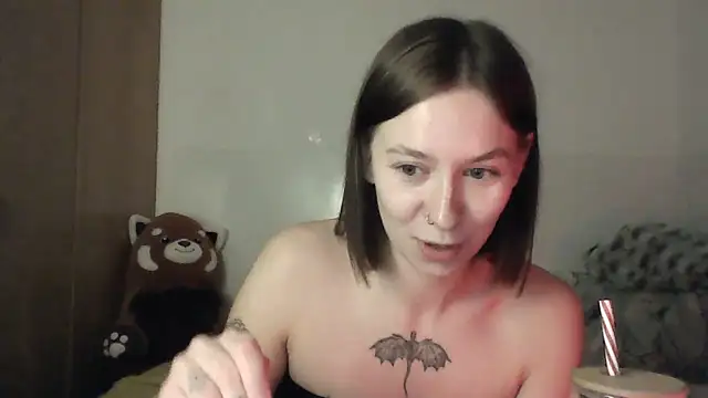 JuicyErika online show from 05/24/26, 11:04