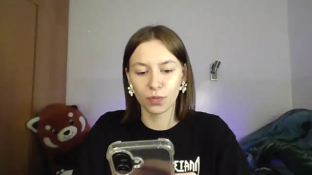 JuicyErika online show from 05/03/26, 10:02
