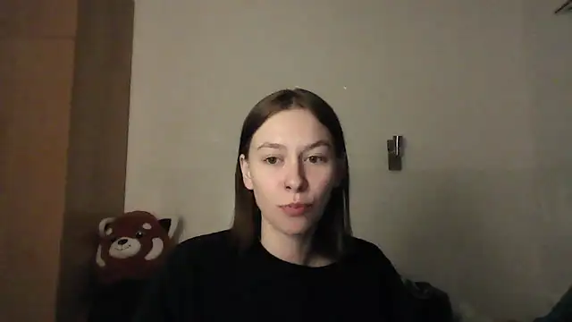 JuicyErika online show from 05/18/26, 08:57