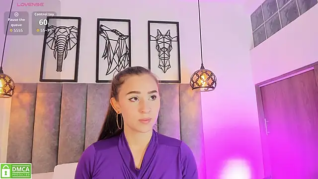 Vanne Queen  online show from 05/25/26, 11:09