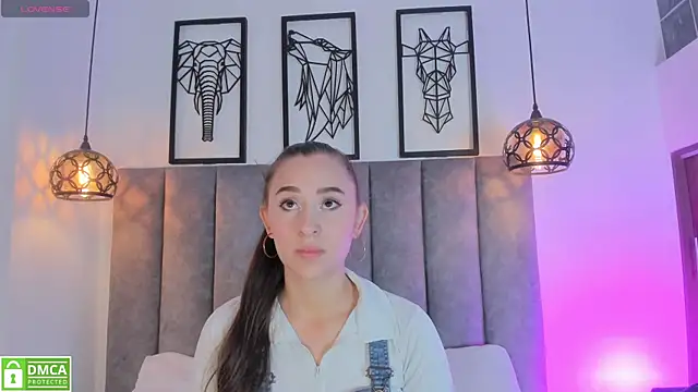 Vanne Queen  online show from 04/30/26, 11:28