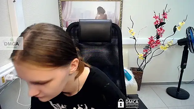  donnaSia  online show from 07/16/26, 10:01