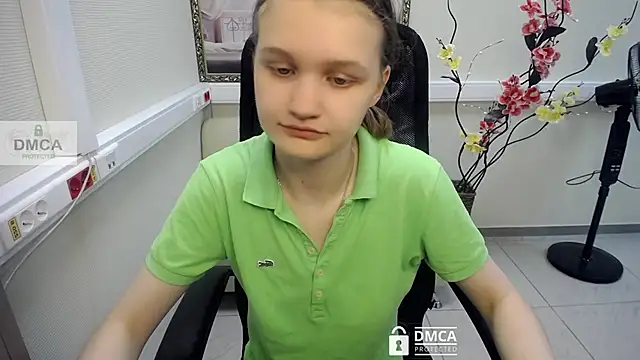  donnaSia  online show from 07/21/26, 10:38