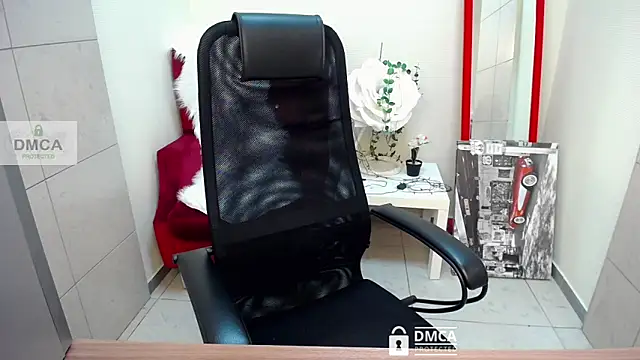  donnaSia  online show from 06/22/26, 10:56