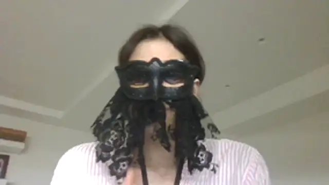 HelenTiAscolta online show from 04/29/26, 06:36