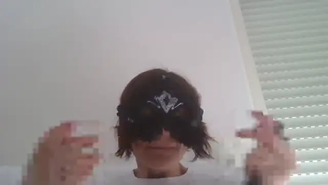 HelenTiAscolta online show from 06/07/26, 04:12