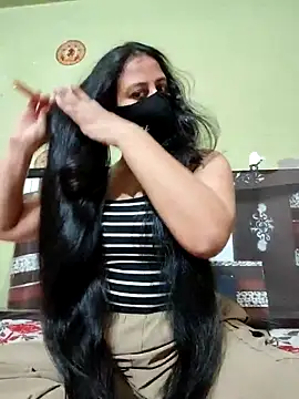 Priya 9945 online show from 05/25/26, 12:37