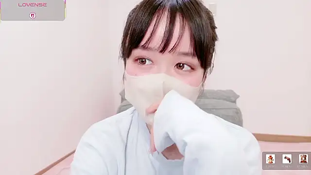 Snapshot of mayu_chan_ chatting on 05/05/26, 11:46 mayu chan online show from 05/05/26, 11:46