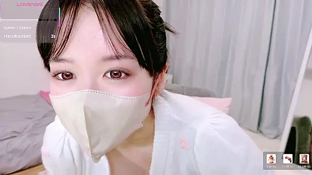 Snapshot of mayu_chan_ chatting on 06/01/26, 11:37 mayu chan online show from 06/01/26, 11:37