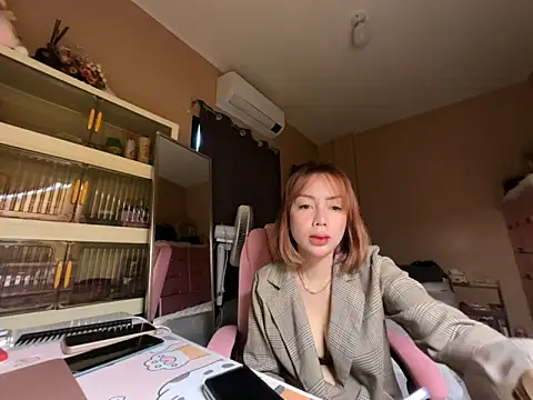 sweet glam online show from 05/07/26, 04:17