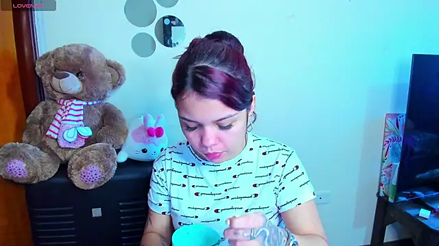 angelina 77 online show from 05/09/26, 02:53