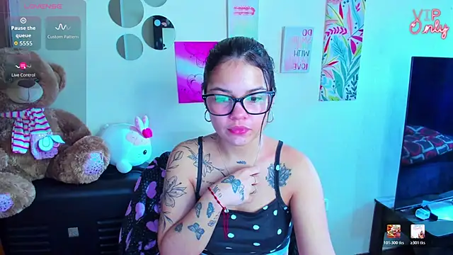 angelina 77 online show from 06/14/26, 04:19