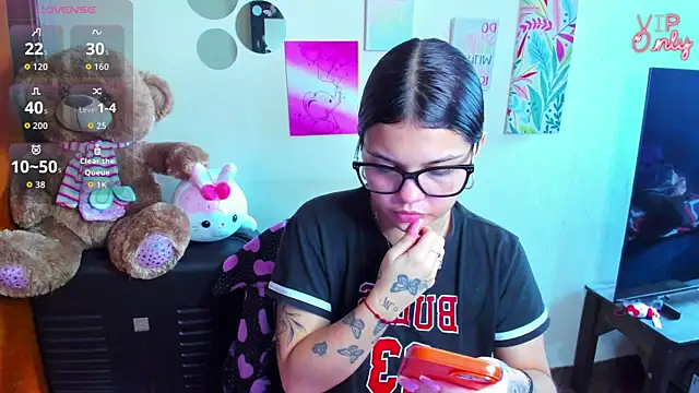 angelina 77 online show from 05/29/26, 04:02