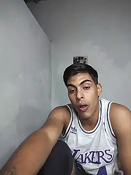 hot latinox online show from 06/05/26, 05:01