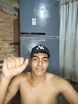 hot latinox online show from 05/20/26, 03:36