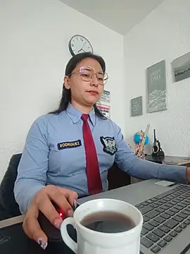 Queen linda1 online show from 05/18/26, 12:21